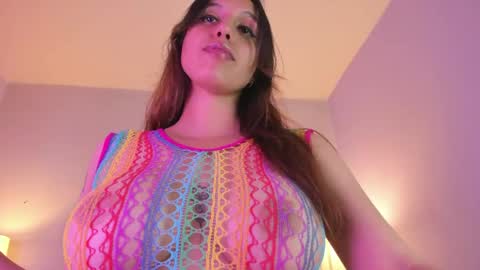 Snapshot of daniiw_ chatting on 05-24-26, 08:36 SoyDaniiw online show from 05-24-26, 08:36
