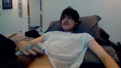 danii online show from 10-28-25, 02:15