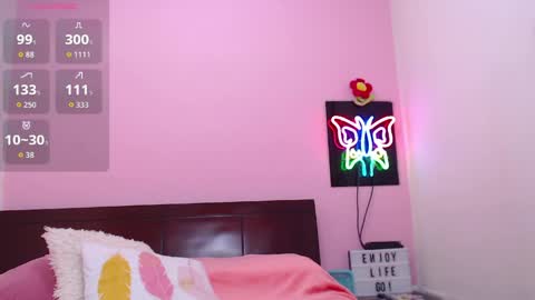 K A R O L online show from 04-28-26, 02:27