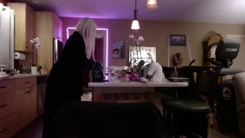 DanikaWhite69 online show from 01-16-25, 08:00