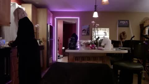 DanikaWhite69 online show from 02-01-25, 09:11