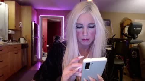 DanikaWhite69 online show from 02-04-25, 07:40