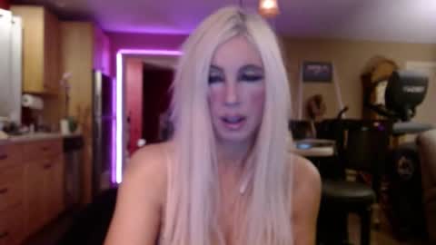 DanikaWhite69 online show from 02-05-25, 04:06
