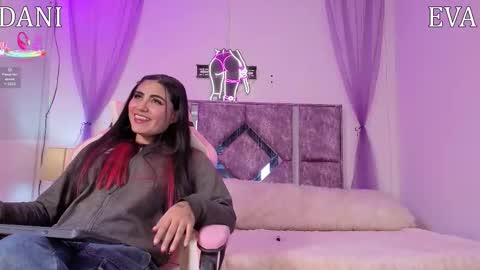 Snapshot of danilu_eva21 chatting on 02-09-26, 06:23 Danilu and Eva online show from 02-09-26, 06:23