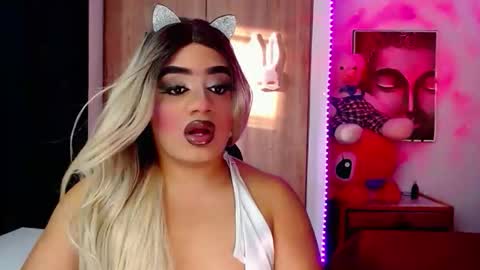 Snapshot of danipein chatting on 10-13-25, 10:10 danipein online show from 10-13-25, 10:10