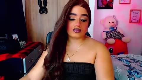 Snapshot of danipein chatting on 11-22-25, 01:04 danipein online show from 11-22-25, 01:04