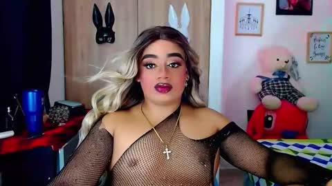 Snapshot of danipein chatting on 11-25-25, 11:32 danipein online show from 11-25-25, 11:32