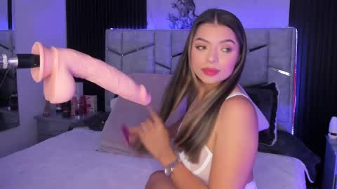 Dani Phonenix online show from 02-13-25, 07:42