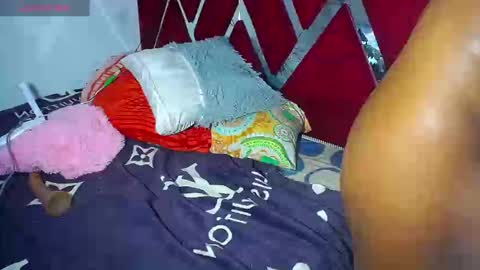 Snapshot of danisabrownn chatting on 09-26-25, 02:54 danisabrownn online show from 09-26-25, 02:54