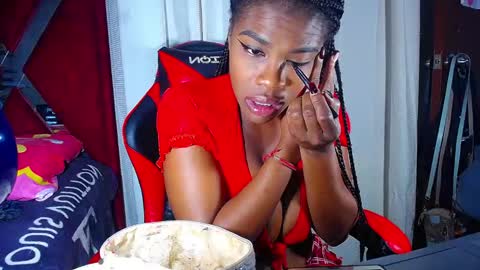 danisabrownn online show from 12-22-25, 12:46