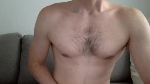 Buzzy online show from 02-21-25, 10:39