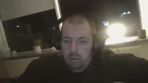 danishman1980 online show from 12-31-24, 01:36