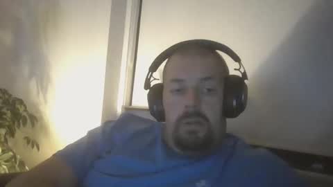 danishman1980 online show from 10-13-25, 10:43