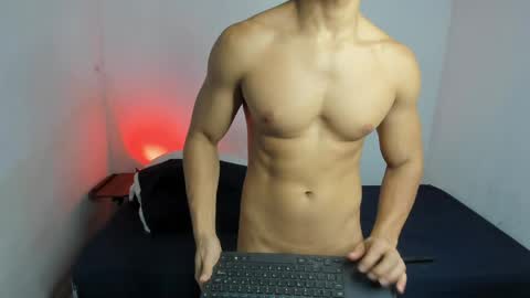 Snapshot of danisus chatting on 04-29-26, 01:48 Danisus online show from 04-29-26, 01:48