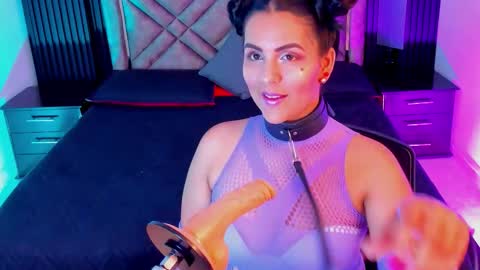 Snapshot of daniwhatson chatting on 10-10-25, 12:31 Dani whatson online show from 10-10-25, 12:31