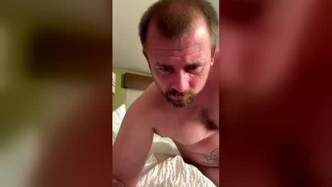 Snapshot of dank438 chatting on 12-16-25, 04:17 dank438 online show from 12-16-25, 04:17