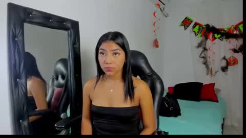 danka_smith online show from 10-09-25, 01:20