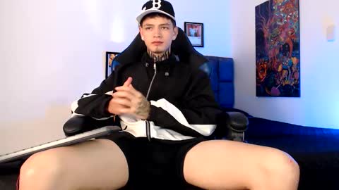 Dann Brown online show from 06-07-26, 01:21