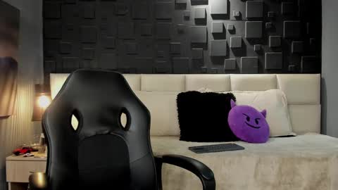 Dann saenz online show from 02-06-25, 03:06