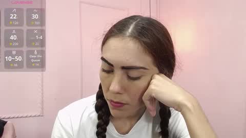 Snapshot of danna7cute chatting on 10-16-25, 10:11 danna7cute online show from 10-16-25, 10:11