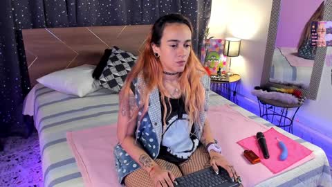 Dannacastle online show from 12-20-24, 04:53