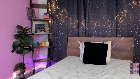 Dannacastle online show from 12-29-24, 08:00