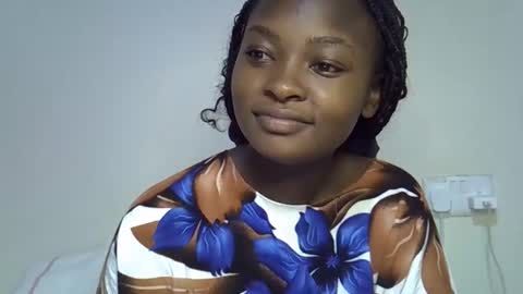 danna_miki online show from 12-14-25, 10:03