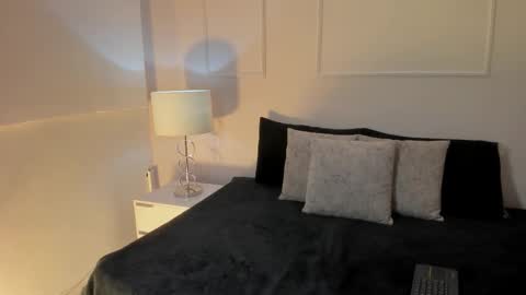 danna_palmeth online show from 11-19-25, 08:09