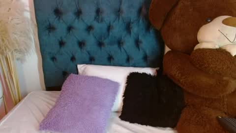 Danna  online show from 04-18-26, 10:41