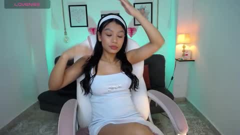 Danna online show from 02-15-26, 10:50