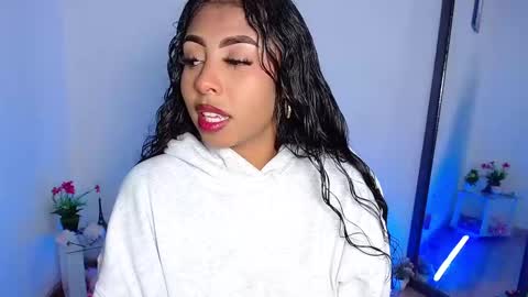 Danna online show from 03-08-25, 09:39