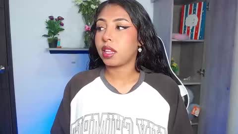 Danna online show from 11-27-25, 11:01