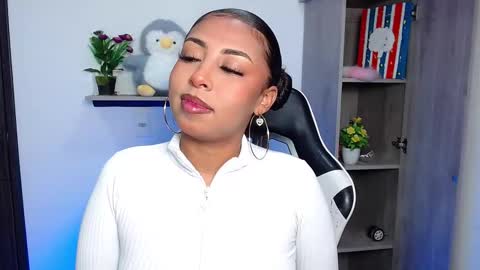 Danna online show from 12-15-25, 11:25