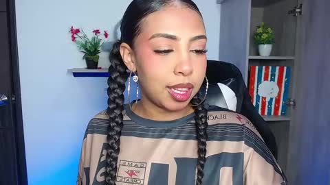 Danna online show from 04-24-26, 11:56