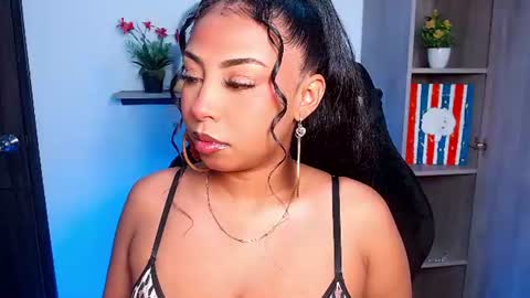 Snapshot of danna_schmidt23 chatting on 06-12-26, 11:20 Danna online show from 06-12-26, 11:20