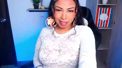 Snapshot of danna_schmidt23 chatting on 06-13-26, 07:39 Danna online show from 06-13-26, 07:39