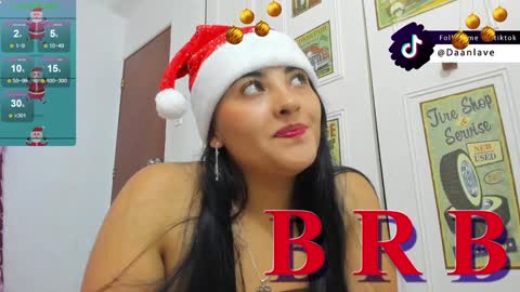 Snapshot of danna_scott26 chatting on 12-25-24, 10:16 danna_scott26 online show from 12-25-24, 10:16