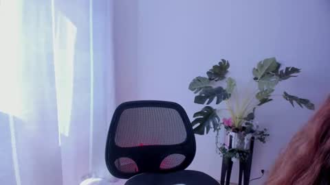 Paulina online show from 02-18-25, 08:25