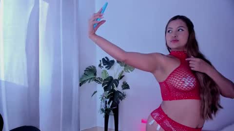 Paulina online show from 02-21-25, 09:43