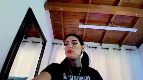 Snapshot of dannaberlin chatting on 02-22-25, 07:14 Danna Berlin  online show from 02-22-25, 07:14