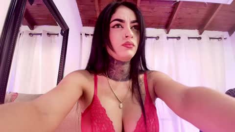Snapshot of dannaberlin chatting on 03-01-25, 07:15 Danna Berlin  online show from 03-01-25, 07:15