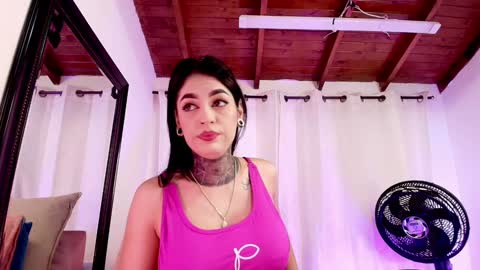 Snapshot of dannaberlin chatting on 03-05-25, 07:17 Danna Berlin  online show from 03-05-25, 07:17