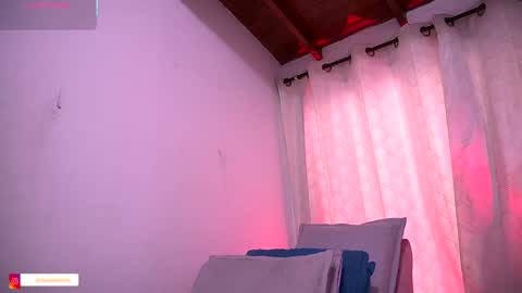 Snapshot of dannaberlin chatting on 10-09-25, 07:34 Danna Berlin  online show from 10-09-25, 07:34