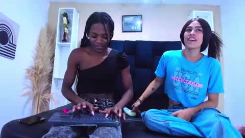 Snapshot of dannablade_ chatting on 12-14-25, 03:12 DannaBlade online show from 12-14-25, 03:12