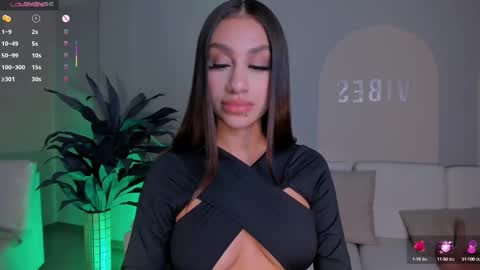 Snapshot of dannacruz_ chatting on 03-02-25, 01:38 Danna Cruz online show from 03-02-25, 01:38