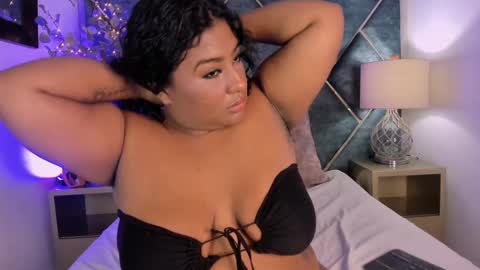 Snapshot of dannafalco25 chatting on 12-28-24, 04:20 Valery Danna online show from 12-28-24, 04:20