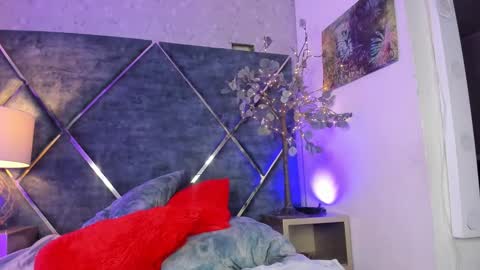 Snapshot of dannafalco25 chatting on 01-31-25, 10:21 Valery Danna online show from 01-31-25, 10:21