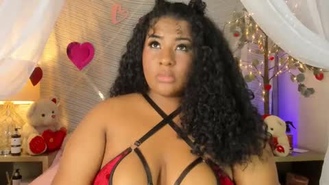 Snapshot of dannafalco25 chatting on 02-15-25, 10:52 Valery Danna online show from 02-15-25, 10:52