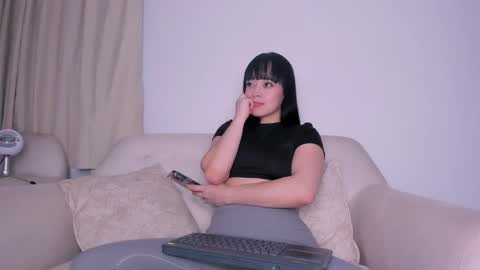 Insta DannaBlueX  online show from 02-03-25, 08:13