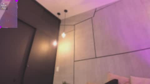 Snapshot of dannajhonson1 chatting on 05-25-26, 07:42 Danna online show from 05-25-26, 07:42